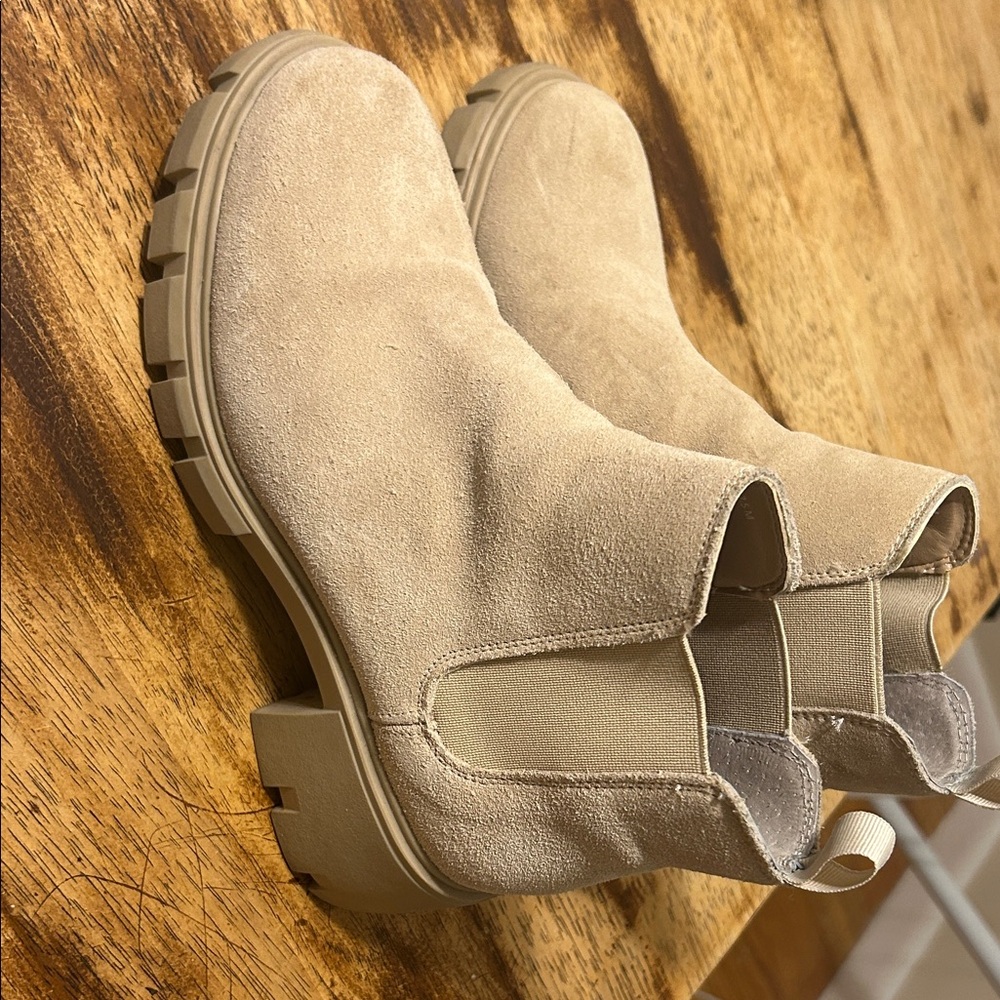 Steve Madden Beige Ankle Booties - Picture 6 of 8